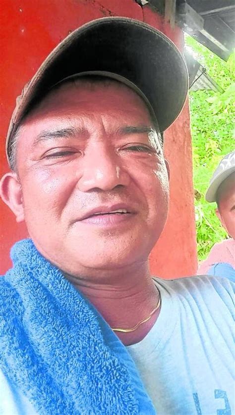 CHR probes slay of Mindoro Oriental village exec .